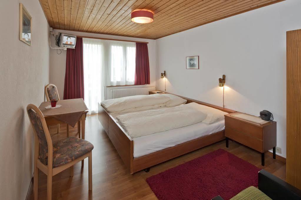 Park Hotel 2*